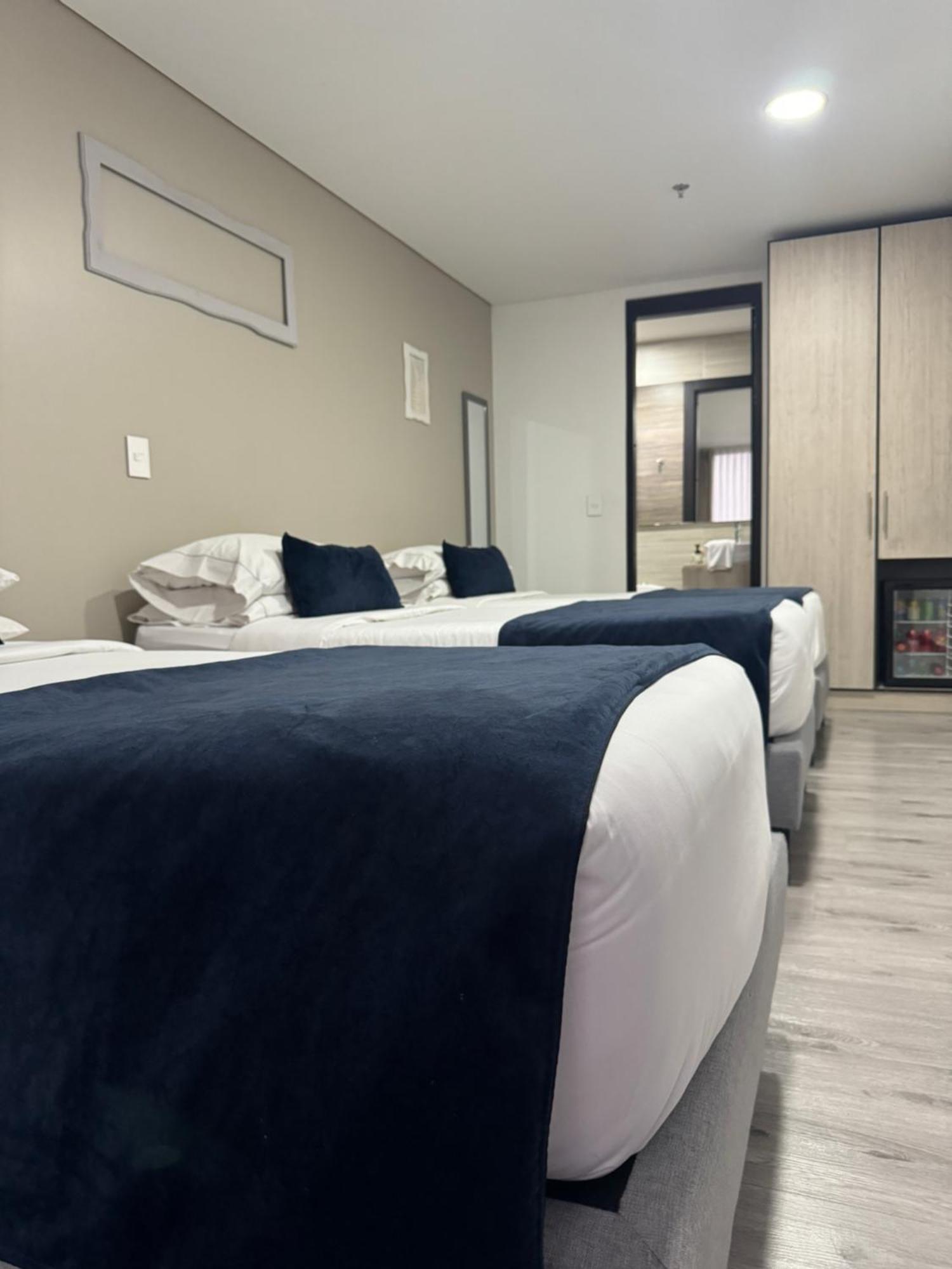 Hotel Wlh Silver Corferias 波哥大 外观 照片