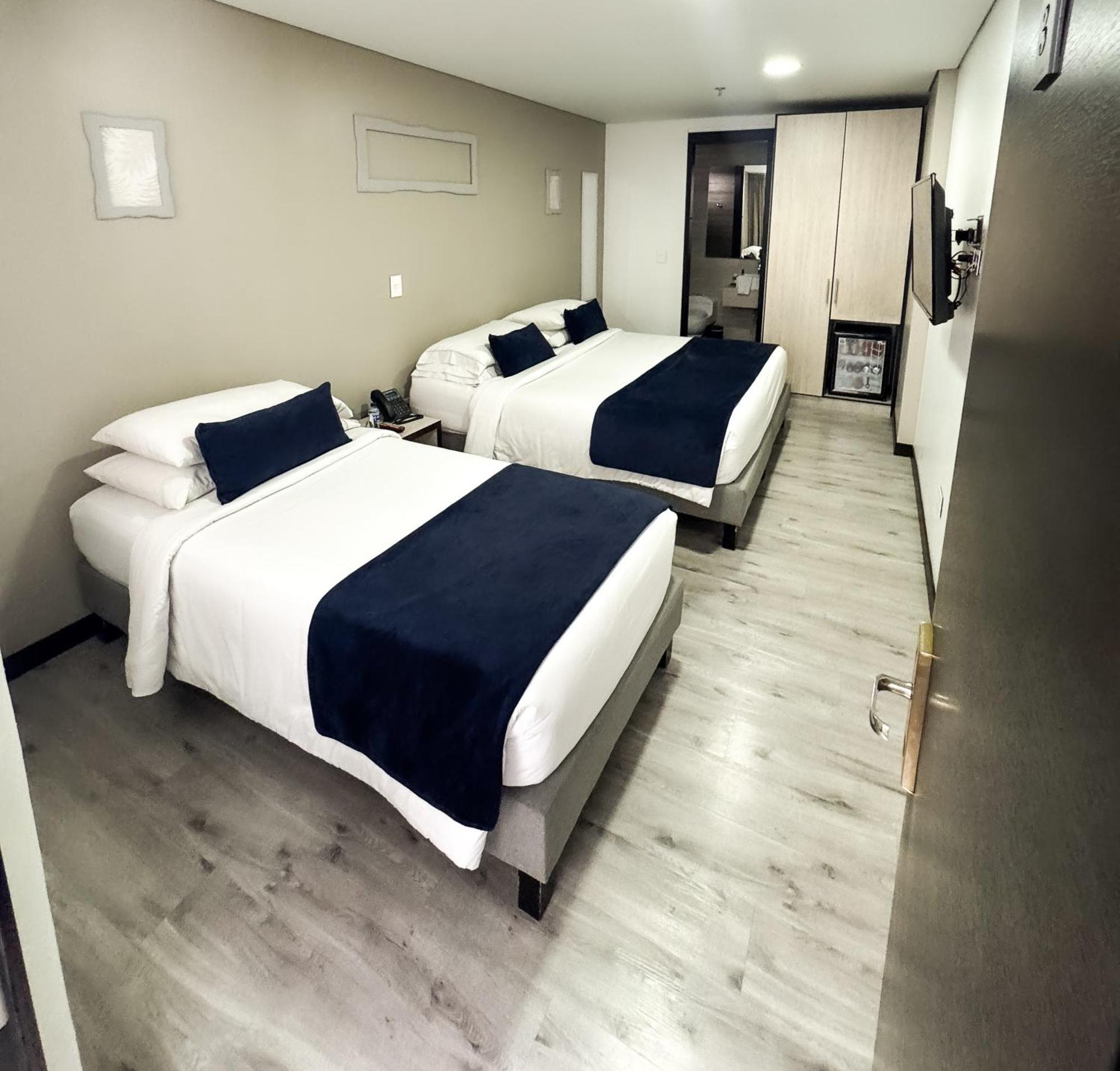 Hotel Wlh Silver Corferias 波哥大 外观 照片