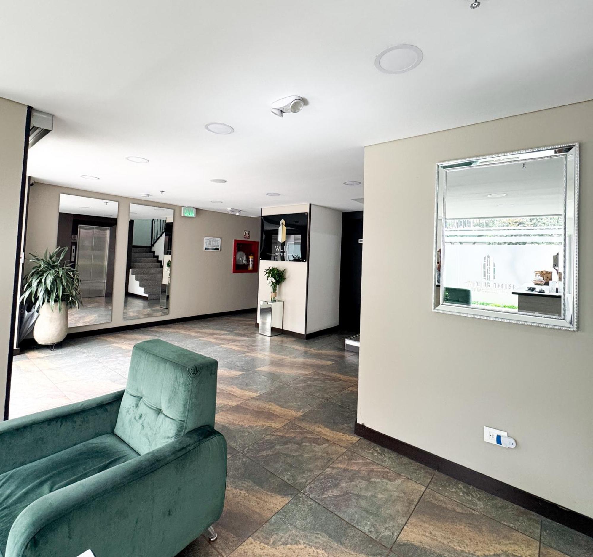 Hotel Wlh Silver Corferias 波哥大 外观 照片